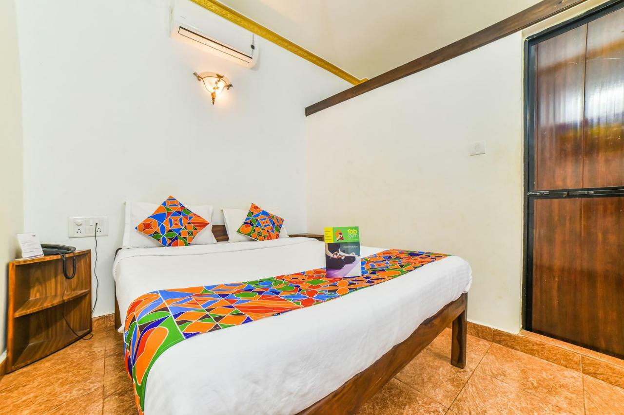 Fabhotel Yoyo Cottage With Pool - Nr Chapora Fort Вагатор Экстерьер фото