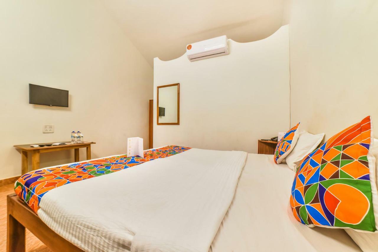 Fabhotel Yoyo Cottage With Pool - Nr Chapora Fort Вагатор Экстерьер фото