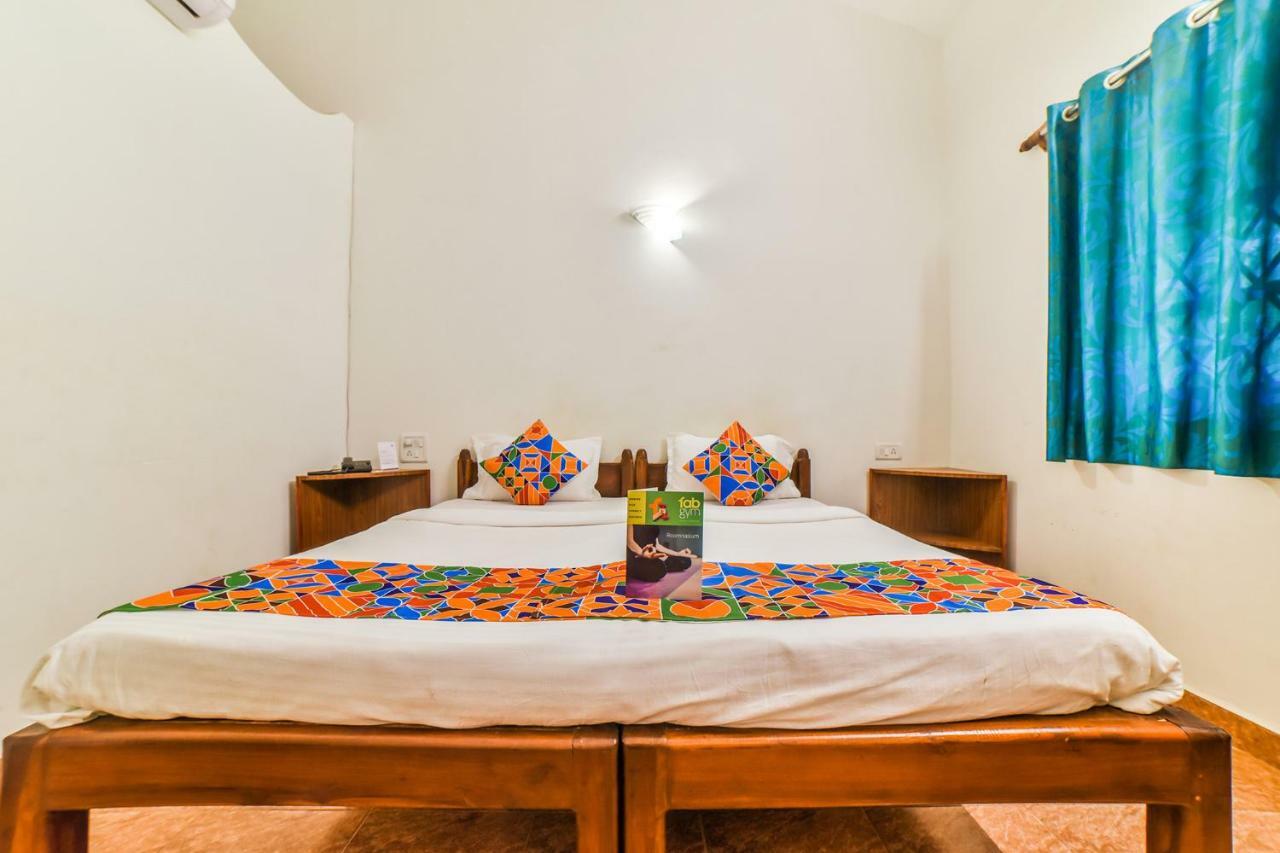 Fabhotel Yoyo Cottage With Pool - Nr Chapora Fort Вагатор Экстерьер фото